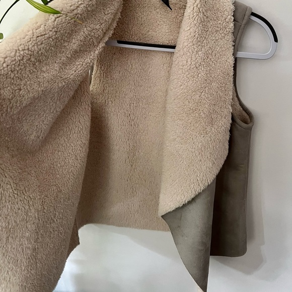 Ralph Lauren Faux Shearling and Suede Vest in Gray size S - Picture 5 of 6